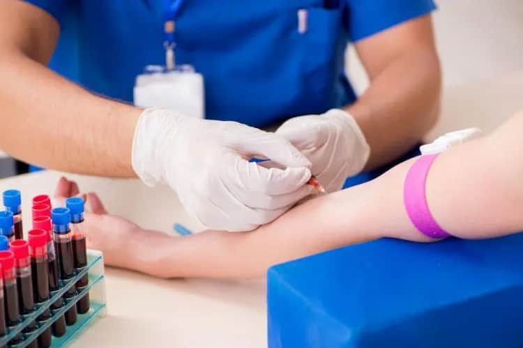 Jakie badania przed in vitro? Kluczowe testy, które musisz znać