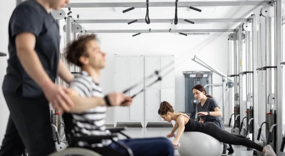 Ile razy można skorzystać z rehabilitacji w ramach NFZ? Oto limity