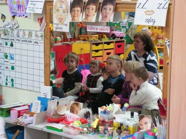 Szkoła dla niesłyszących Wejherowo - historia, programy i wsparcie dla dzieci