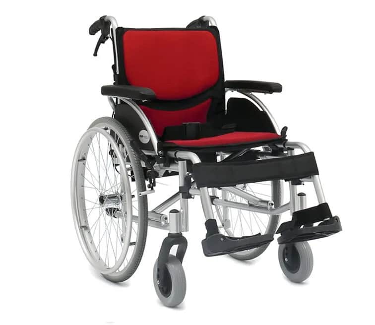 Wózek inwalidzki stalowy czy aluminiowy - kluczowe różnice w wyborze