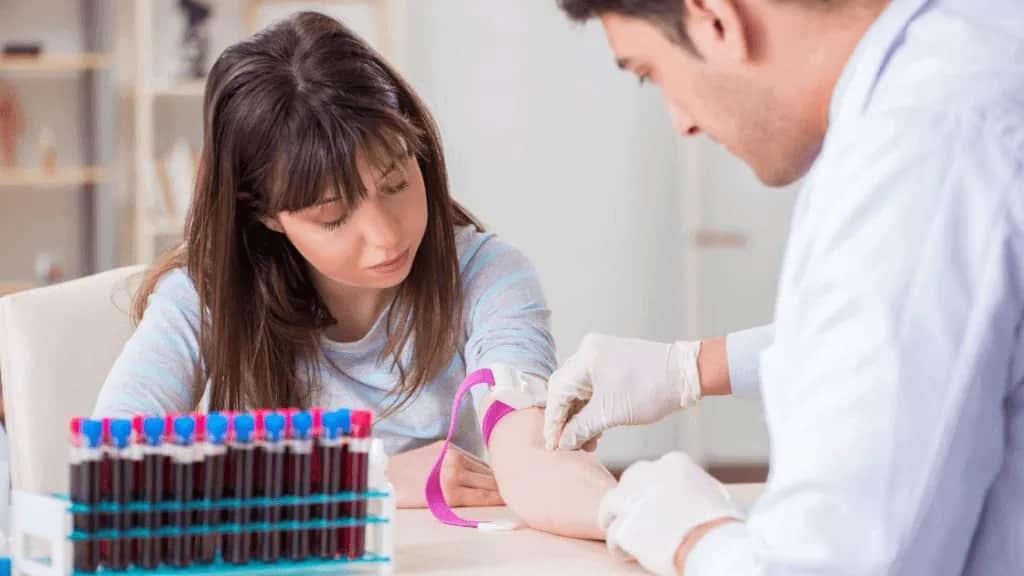 Czy przed badaniem TSH można jeść? Oto, co musisz wiedzieć